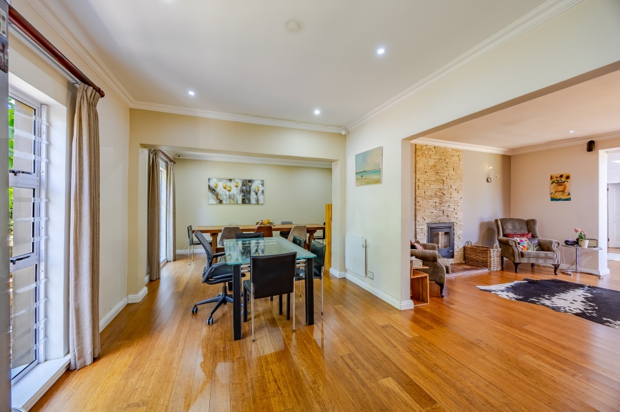 5 Bedroom Property for Sale in Kenilworth Upper Western Cape